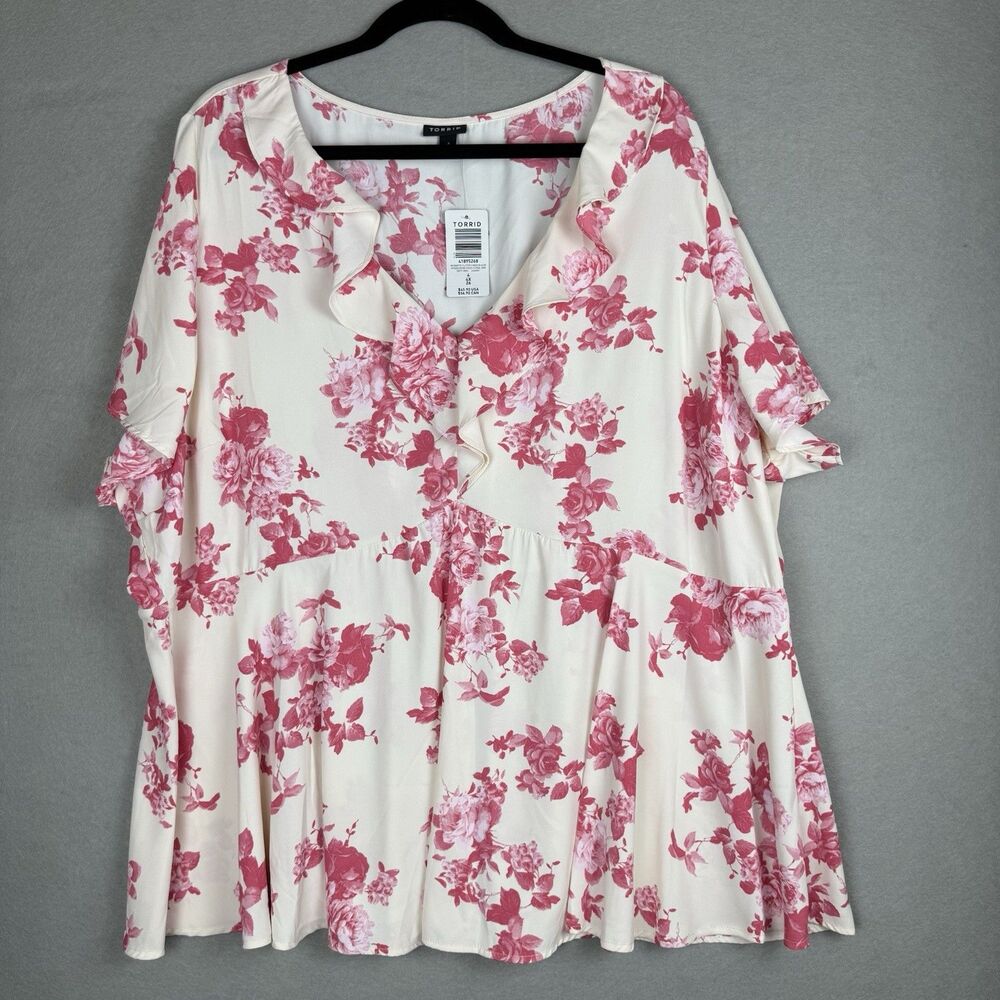Torrid Ruffle Coquette Cream And Pink Blouse Size 4 Floral‎ V Neck Feminine NWT